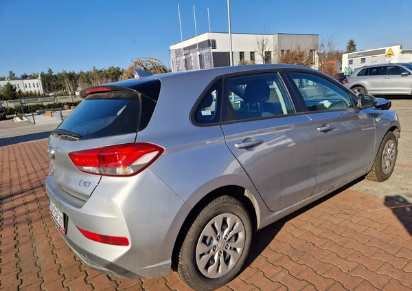 Hyundai I30 cena 33299 przebieg: 16000, rok produkcji 2023 z Pyzdry małe 106